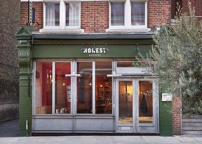 Huge, Brand-New Flat For Friends & Families!